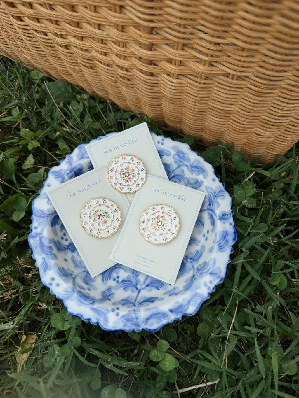 Floral Plate - Needle Minder